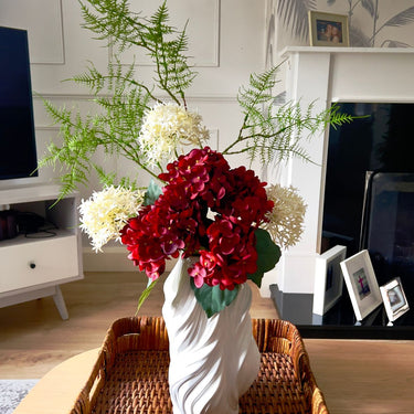 SEASONAL FAUX FLOWER BOUQUET